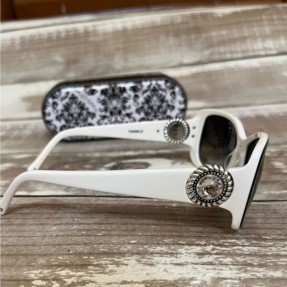 Brighton Twinkle Sunglasses! Worn once! Excellent Condition